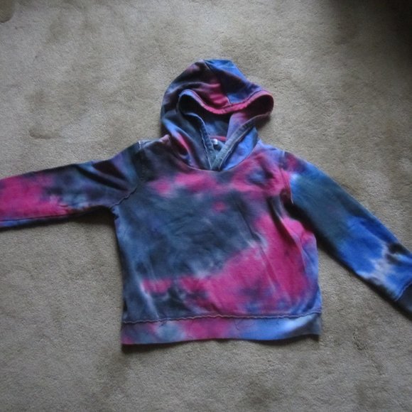 LOVE, FIRE Girl's Sweatshirt Hoodie Size M Tie Dye Fleece Blue Pink Torn Look - Picture 1 of 9